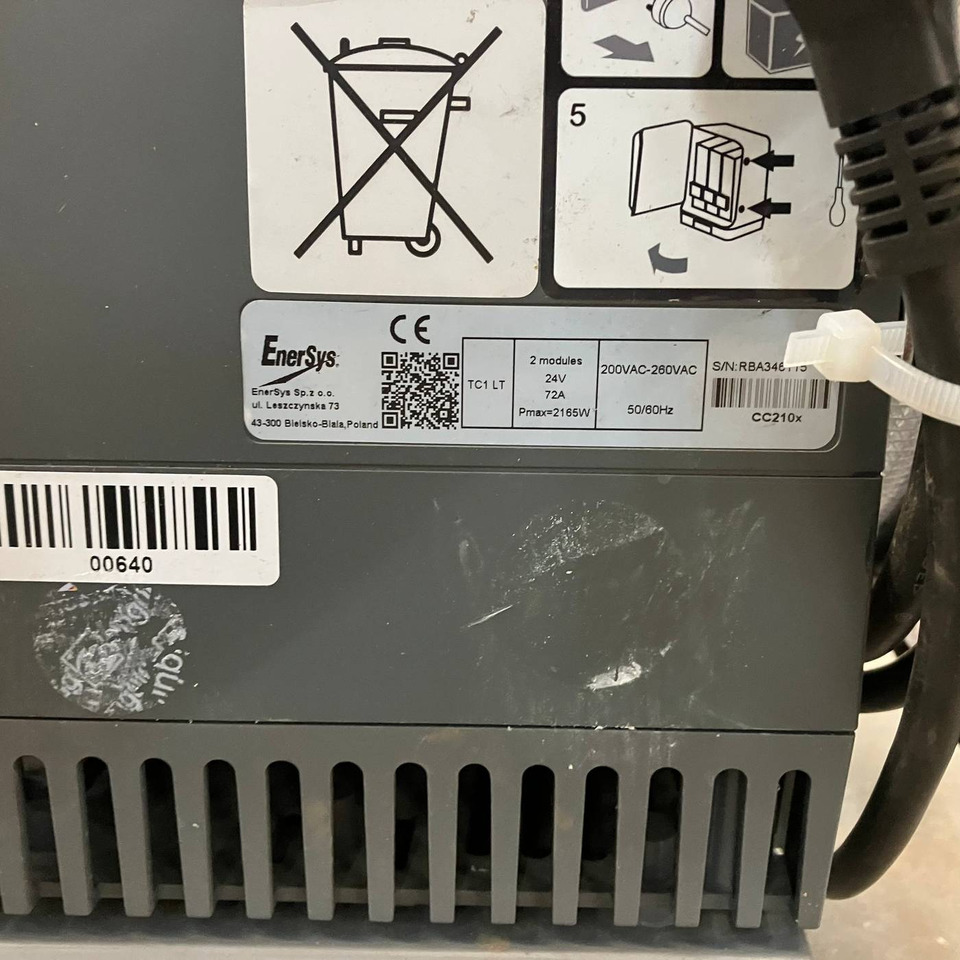 Hawker 24V/72A Lifetech TC1LT - Części zamienne do Urządzeń transportu wewnętrznego: zdjęcie 4 Hawker 24V/72A Lifetech TC1LT - Części zamienne do Urządzeń transportu wewnętrznego: zdjęcie 4