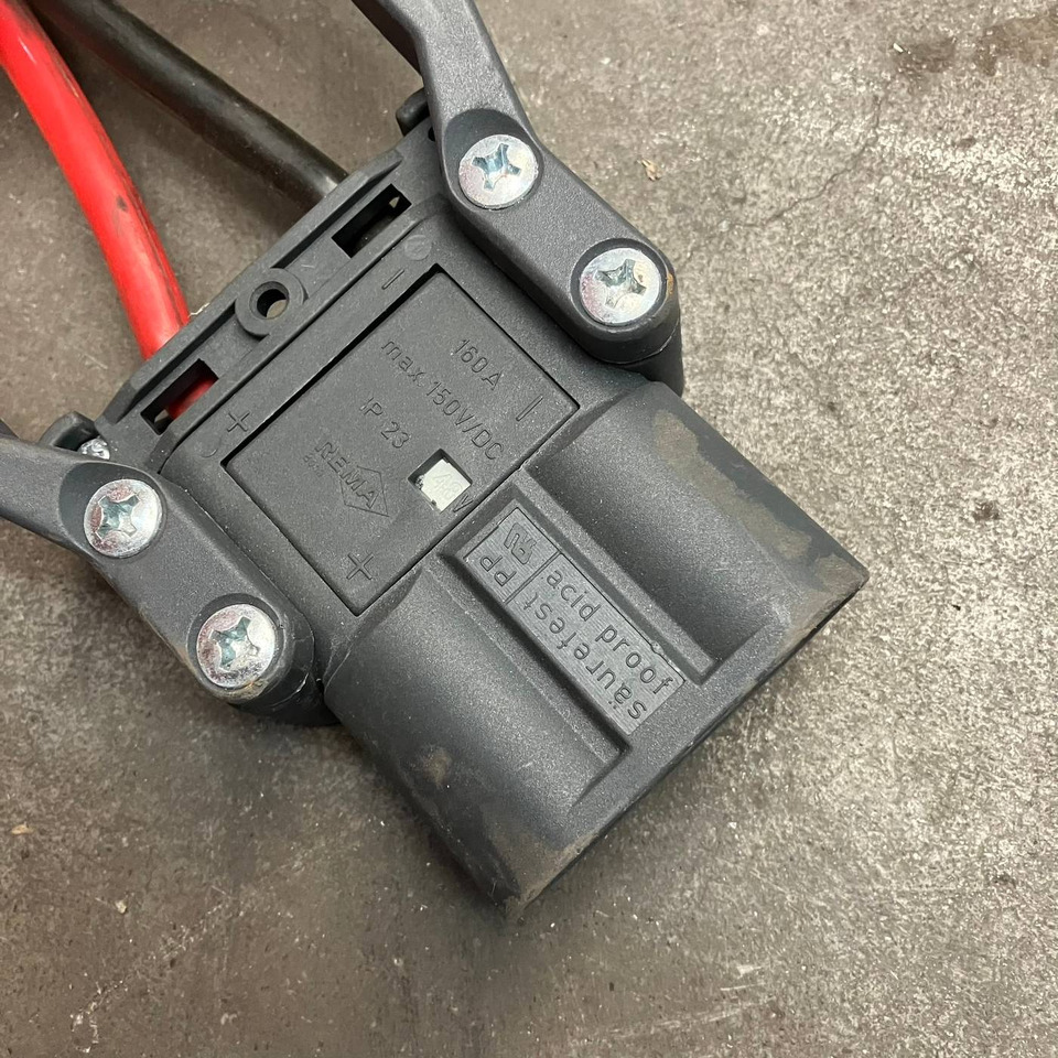 Hawker 48V/45A - Części zamienne do Urządzeń transportu wewnętrznego: zdjęcie 2 Hawker 48V/45A - Części zamienne do Urządzeń transportu wewnętrznego: zdjęcie 2