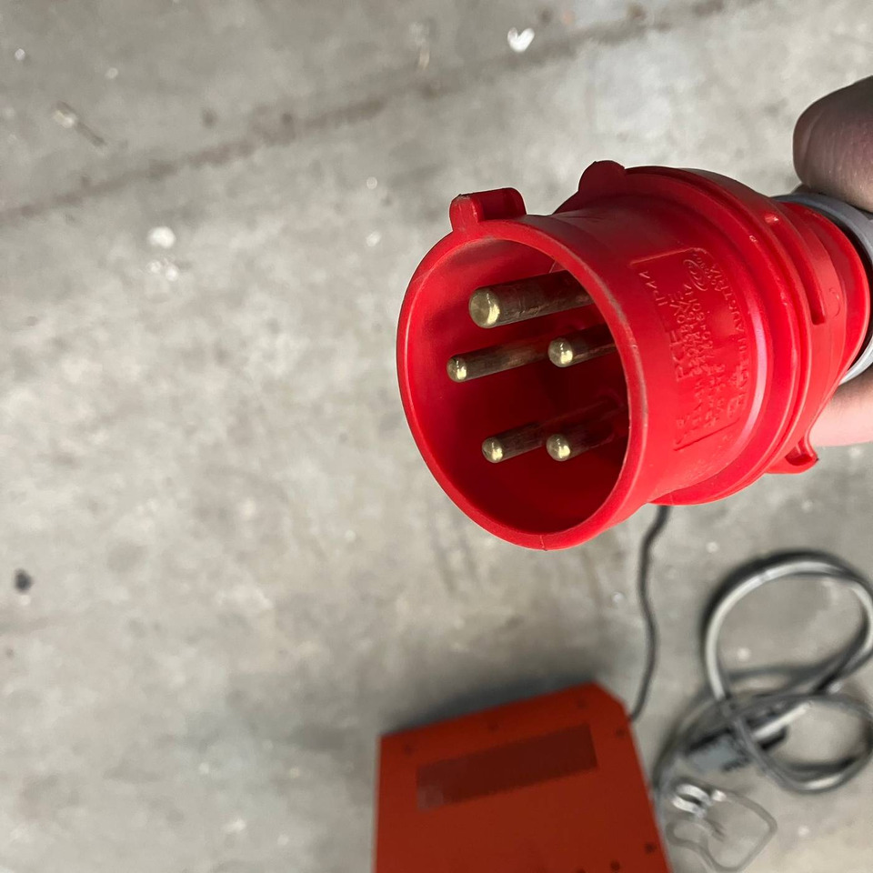 Linde 48V/125A - Części zamienne do Urządzeń transportu wewnętrznego: zdjęcie 3 Linde 48V/125A - Części zamienne do Urządzeń transportu wewnętrznego: zdjęcie 3