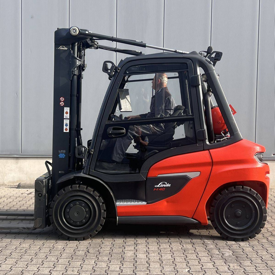 Linde H40/600T (1204) - Wózek widłowy gazowy: zdjęcie 3 Linde H40/600T (1204) - Wózek widłowy gazowy: zdjęcie 3