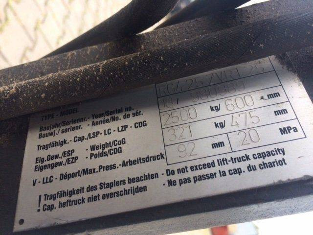 Griptech Fork positioner with Reach forks - Osprzęt: zdjęcie 5 Griptech Fork positioner with Reach forks - Osprzęt: zdjęcie 5