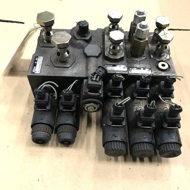 Valve Block for Still R60-30,R60-35, R60-40, R60-45, R60-50 - Zawór hydrauliczny do Urządzeń transportu wewnętrznego: zdjęcie 1 Valve Block for Still R60-30,R60-35, R60-40, R60-45, R60-50 - Zawór hydrauliczny do Urządzeń transportu wewnętrznego: zdjęcie 1