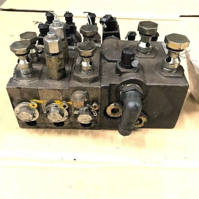 Valve Block for Still R60-30,R60-35, R60-40, R60-45, R60-50 - Zawór hydrauliczny do Urządzeń transportu wewnętrznego: zdjęcie 3 Valve Block for Still R60-30,R60-35, R60-40, R60-45, R60-50 - Zawór hydrauliczny do Urządzeń transportu wewnętrznego: zdjęcie 3