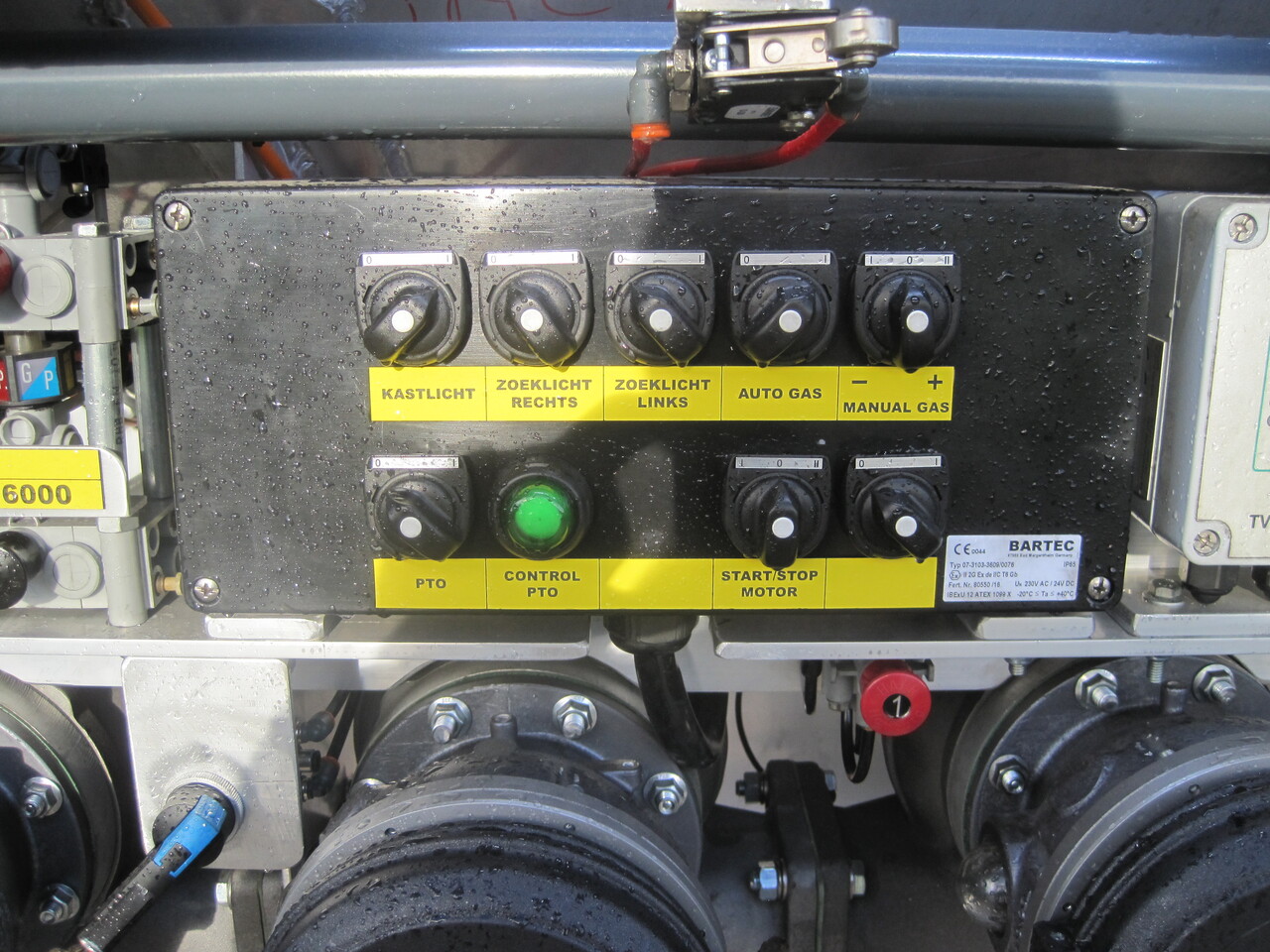 SCANIA G370 - Samochód ciężarowy cysterna: zdjęcie 3 SCANIA G370 - Samochód ciężarowy cysterna: zdjęcie 3