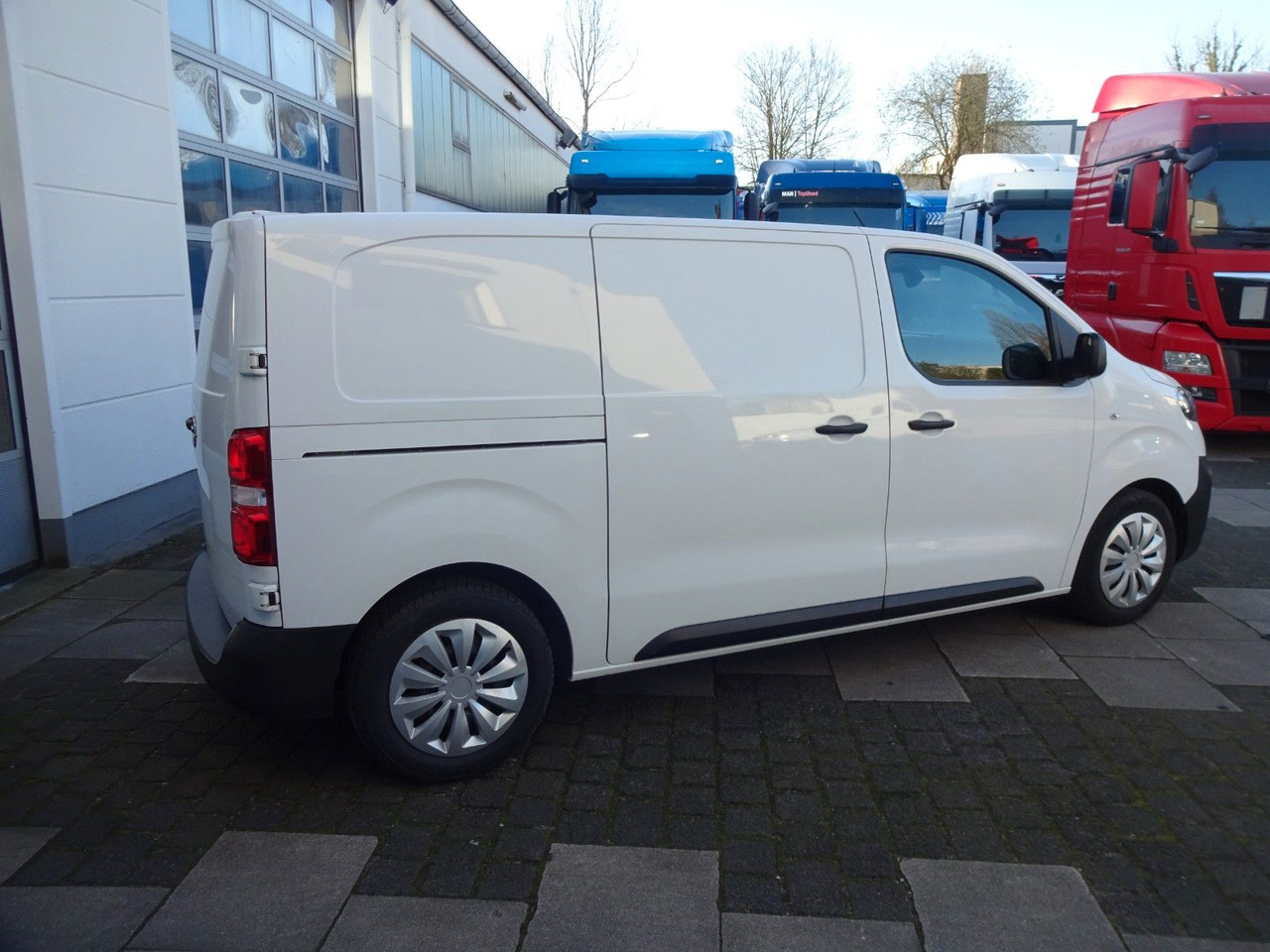 Opel Vivaro Kasten L1H1, Klima, PDC, - Mały samochód dostawczy: zdjęcie 5 Opel Vivaro Kasten L1H1, Klima, PDC, - Mały samochód dostawczy: zdjęcie 5