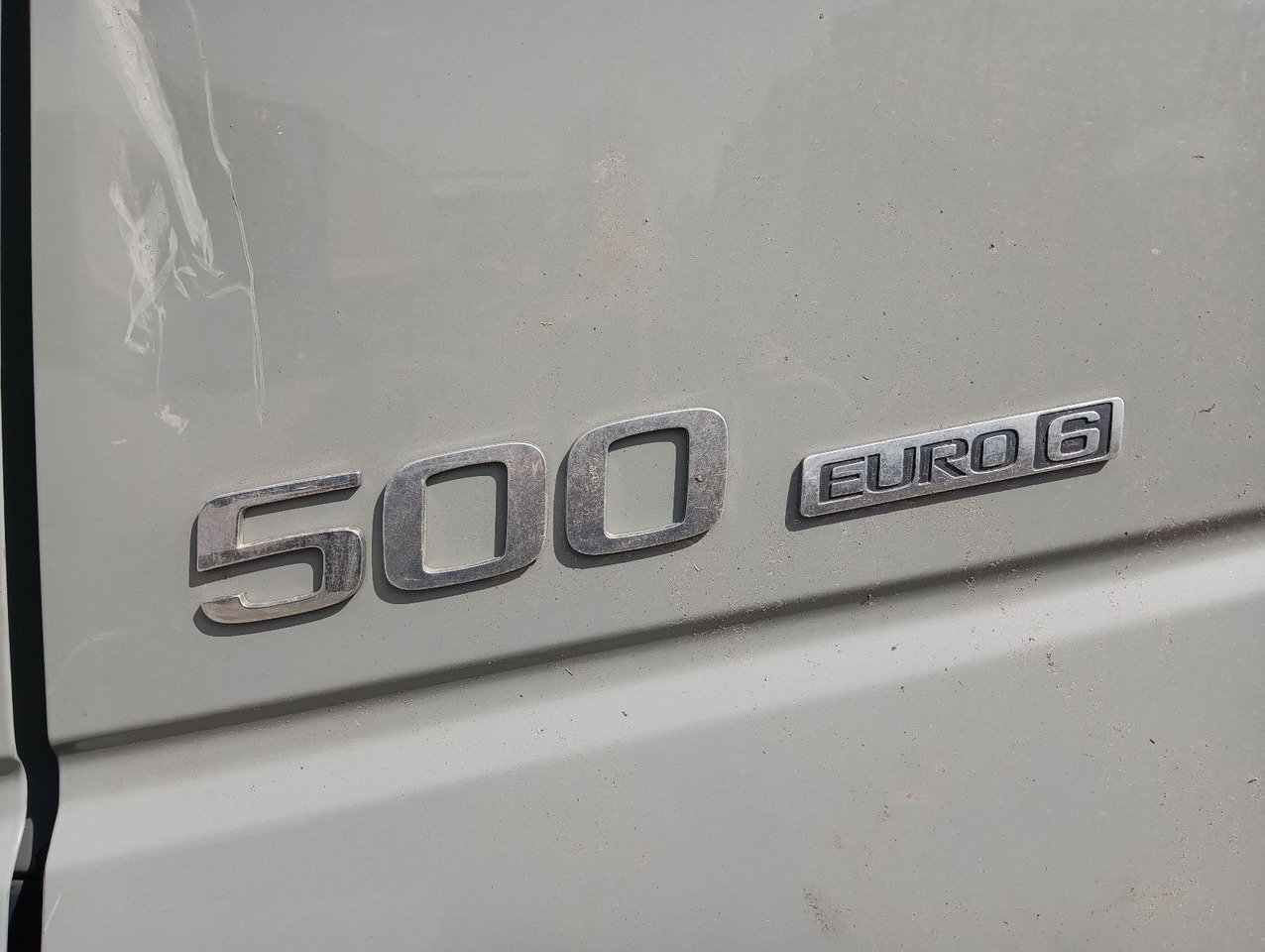 Volvo FH 500 Globe CRAWLER Hydr.,Luft/Luft Motor läuft - Ciągnik siodłowy: zdjęcie 2 Volvo FH 500 Globe CRAWLER Hydr.,Luft/Luft Motor läuft - Ciągnik siodłowy: zdjęcie 2