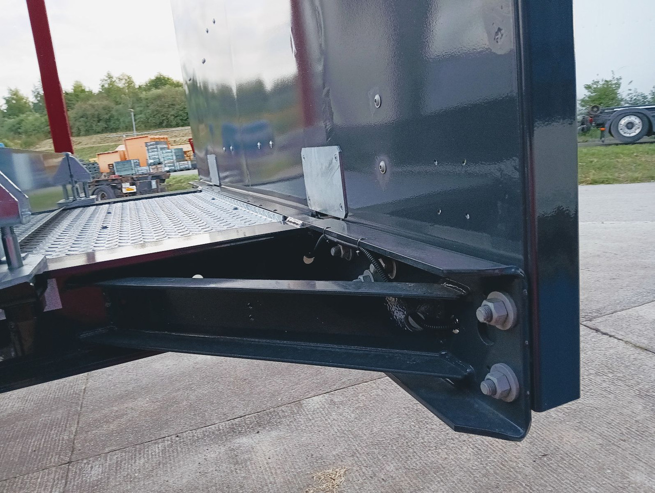 Nowy Naczepa do drewna Schwarzmüller 3-A Rungensattel 8xRungSchemel 5800kg NEU sofort Schwarzmüller 3-A Rungensattel 8xRungSchemel 5800kg NEU sofort: zdjęcie 20 Nowy Naczepa do drewna Schwarzmüller 3-A Rungensattel 8xRungSchemel 5800kg NEU sofort Schwarzmüller 3-A Rungensattel 8xRungSchemel 5800kg NEU sofort: zdjęcie 20