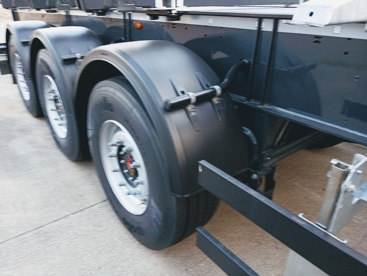 Nowy Naczepa do drewna Schwarzmüller 3-A Rungensattel 8xRungSchemel 5800kg NEU sofort Schwarzmüller 3-A Rungensattel 8xRungSchemel 5800kg NEU sofort: zdjęcie 19 Nowy Naczepa do drewna Schwarzmüller 3-A Rungensattel 8xRungSchemel 5800kg NEU sofort Schwarzmüller 3-A Rungensattel 8xRungSchemel 5800kg NEU sofort: zdjęcie 19