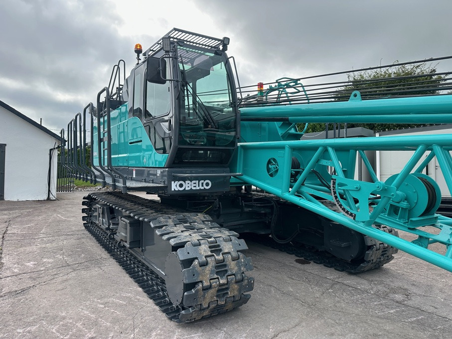 KOBELCO CKE900G-2 - 100 Ton Crawler Crane - Excellent Condition - Dźwig gąsienicowy: zdjęcie 4 KOBELCO CKE900G-2 - 100 Ton Crawler Crane - Excellent Condition - Dźwig gąsienicowy: zdjęcie 4