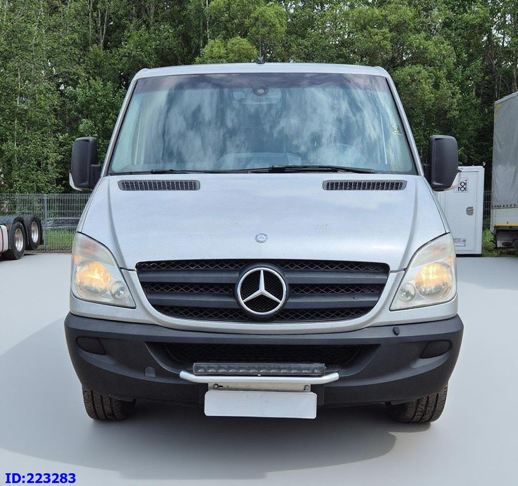 MERCEDES-BENZ Sprinter 313 - Kasten VIP -Euro5 - Minibus, Mikrobus: zdjęcie 2 MERCEDES-BENZ Sprinter 313 - Kasten VIP -Euro5 - Minibus, Mikrobus: zdjęcie 2