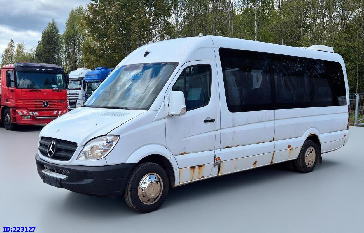 MERCEDES-BENZ Sprinter 518 - VIP -19 Seater - Minibus, Mikrobus: zdjęcie 4 MERCEDES-BENZ Sprinter 518 - VIP -19 Seater - Minibus, Mikrobus: zdjęcie 4