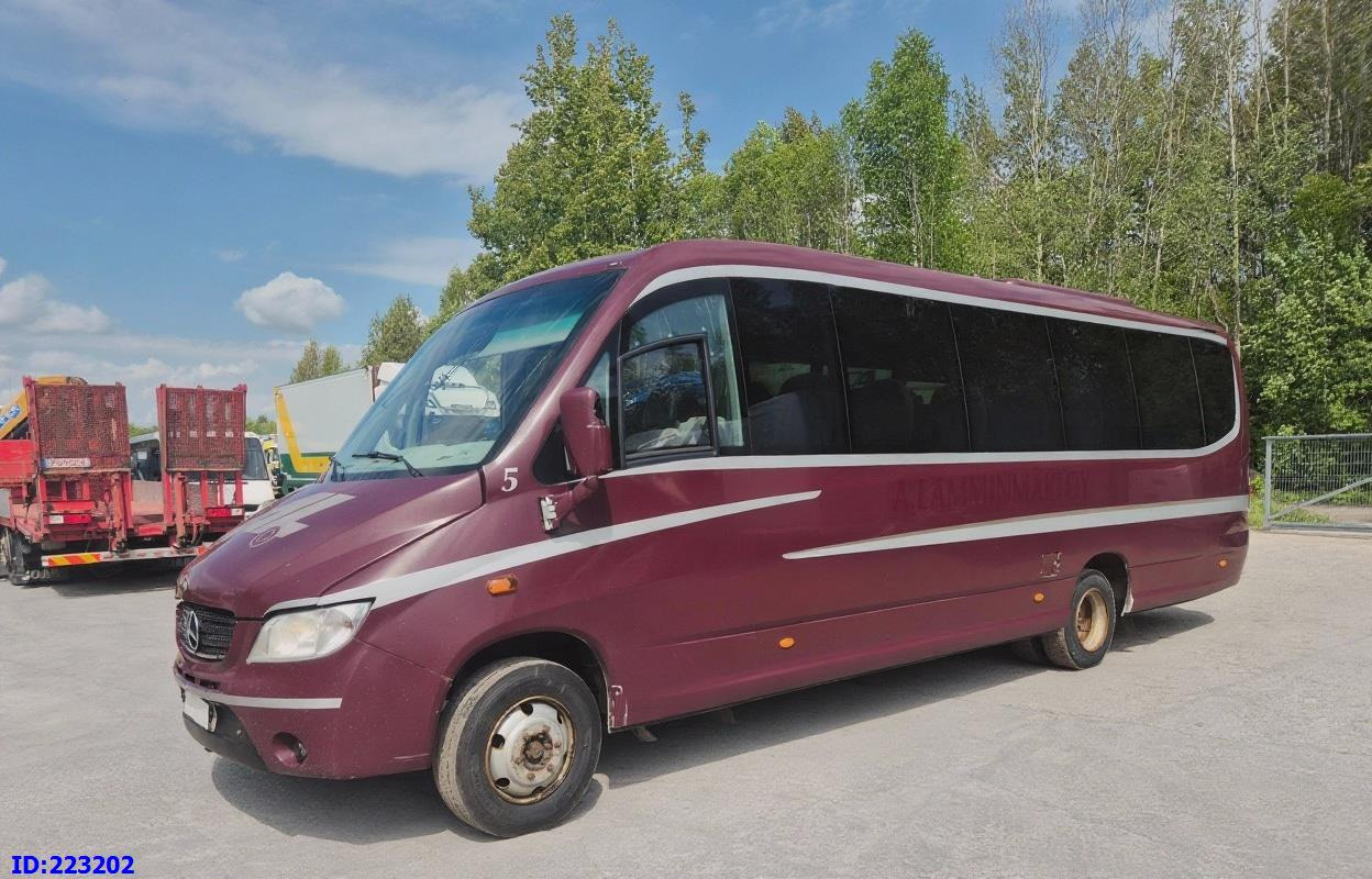 MERCEDES-BENZ Sunrider 818D Vario 33 - Seater - Minibus, Turystyczny autobus: zdjęcie 1 MERCEDES-BENZ Sunrider 818D Vario 33 - Seater - Minibus, Turystyczny autobus: zdjęcie 1