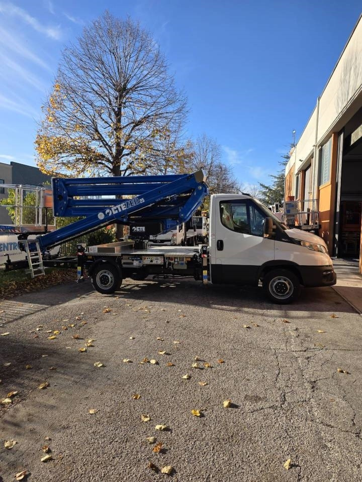 CTE ZED 25 - Podnośnik koszowy w samochody ciężarowe: zdjęcie 5 CTE ZED 25 - Podnośnik koszowy w samochody ciężarowe: zdjęcie 5