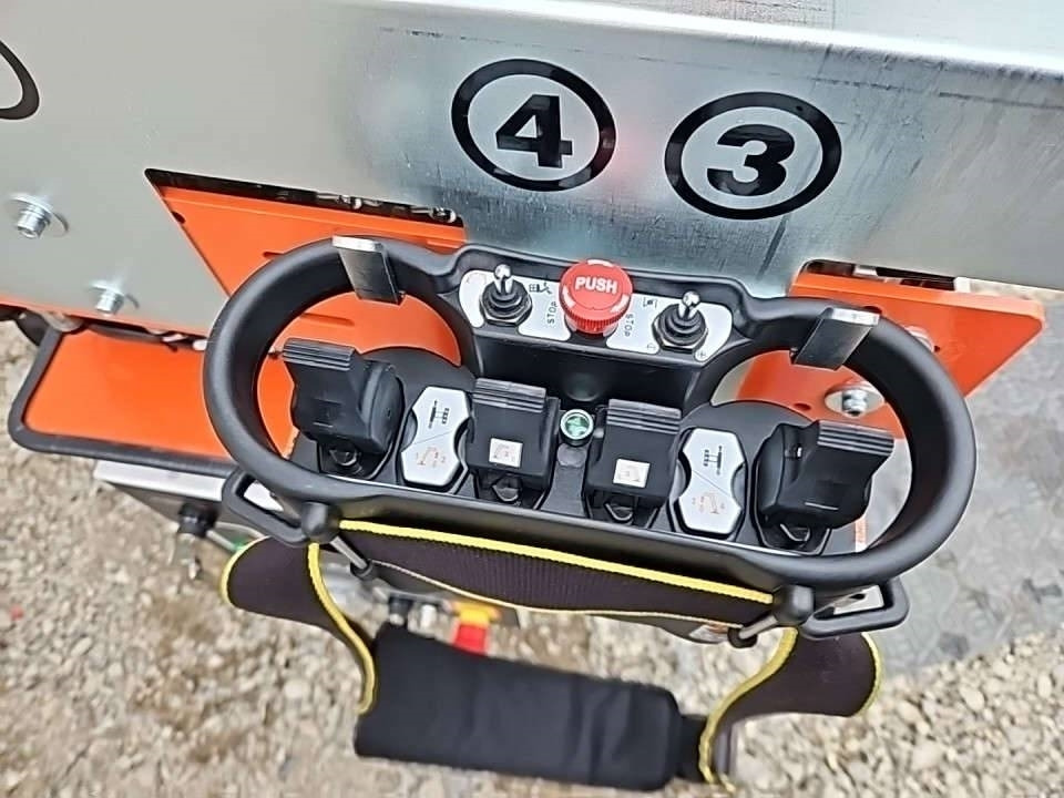 EasyLift R180 - Podnośnik przegubowy: zdjęcie 3 EasyLift R180 - Podnośnik przegubowy: zdjęcie 3