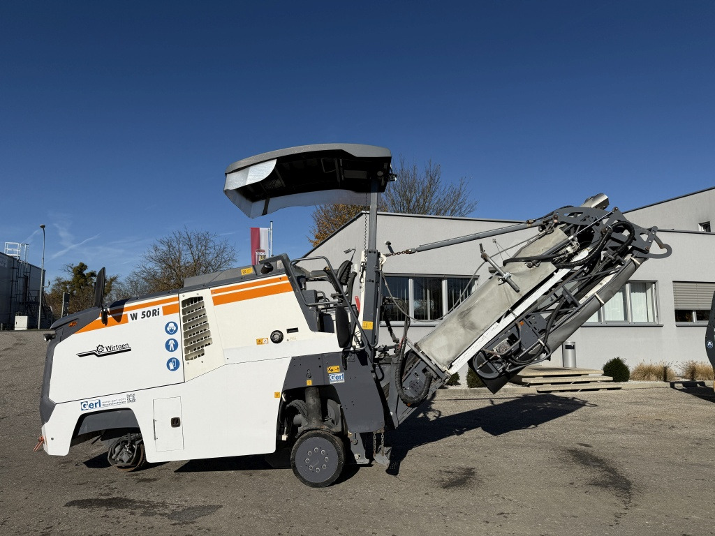 Wirtgen W 50 Ri (111751) - Frezarka do asfaltu: zdjęcie 1 Wirtgen W 50 Ri (111751) - Frezarka do asfaltu: zdjęcie 1