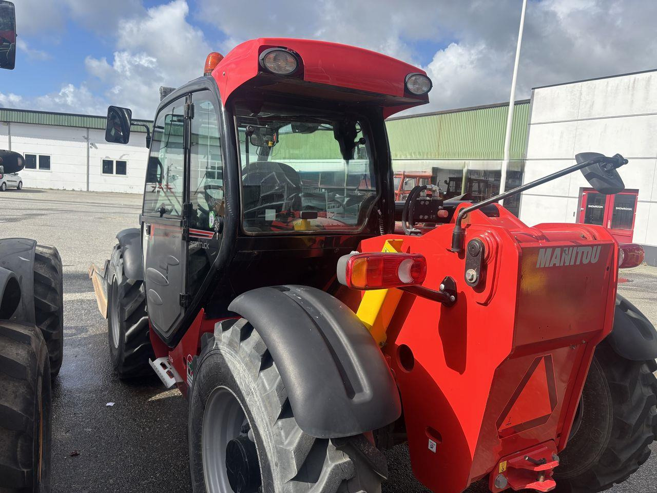 Manitou MT933 EASY COMFORT - Ładowarka teleskopowa: zdjęcie 4 Manitou MT933 EASY COMFORT - Ładowarka teleskopowa: zdjęcie 4