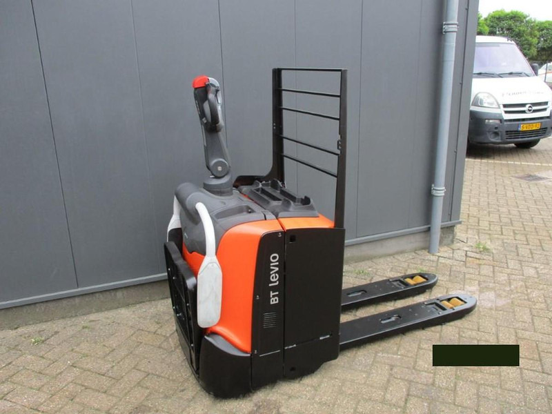 Toyota LPE200 - Wózek paletowy: zdjęcie 2 Toyota LPE200 - Wózek paletowy: zdjęcie 2