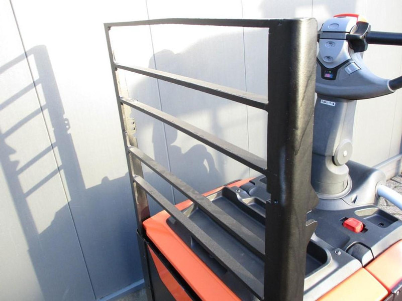 Toyota LPE250 - Wózek paletowy: zdjęcie 5 Toyota LPE250 - Wózek paletowy: zdjęcie 5