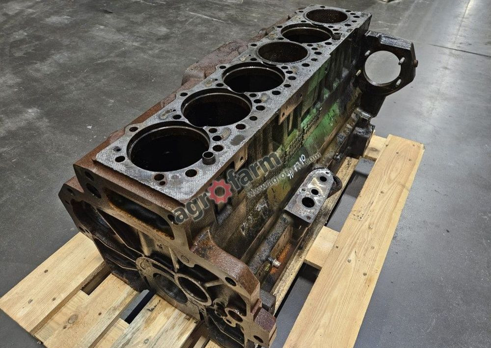 Blok silnika John Deere 7710, 7810, 7610 - Silnik do Samochodów ciężarowych: zdjęcie 1 Blok silnika John Deere 7710, 7810, 7610 - Silnik do Samochodów ciężarowych: zdjęcie 1