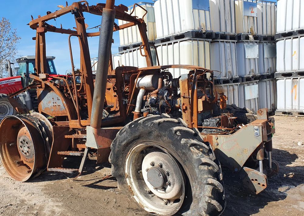 Claas Ares Renault 556 wał blok silnik głowica most zwolnica skrzynia - Skrzynia biegów do Maszyn rolniczych: zdjęcie 1 Claas Ares Renault 556 wał blok silnik głowica most zwolnica skrzynia - Skrzynia biegów do Maszyn rolniczych: zdjęcie 1