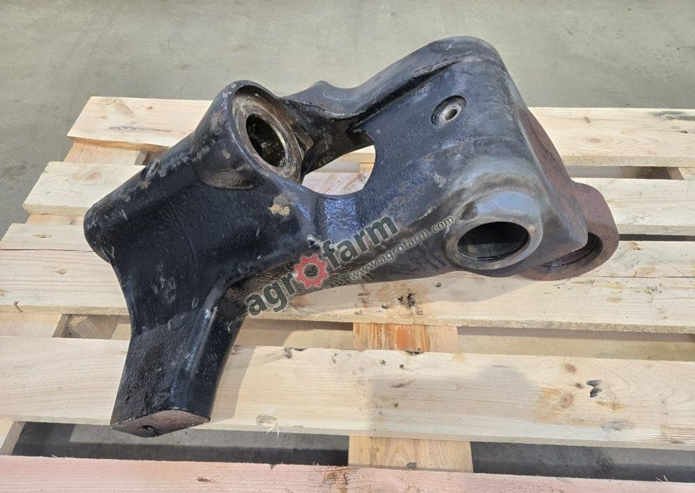 Suport przedni Massey Ferguson 5470 6455 6470 6460 - Nadwozie i zewnętrzne elementy: zdjęcie 3 Suport przedni Massey Ferguson 5470 6455 6470 6460 - Nadwozie i zewnętrzne elementy: zdjęcie 3