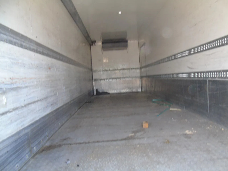 Iveco Stralis 360 + THERMO KING T600R + EURO 6 + 3T LIFT - Samochód ciężarowy chłodnia: zdjęcie 5 Iveco Stralis 360 + THERMO KING T600R + EURO 6 + 3T LIFT - Samochód ciężarowy chłodnia: zdjęcie 5