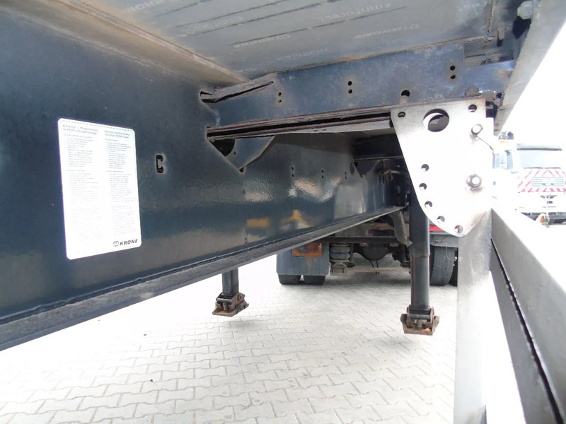 Krone 3xAXLE SAF - Naczepa zamknięte nadwozie: zdjęcie 5 Krone 3xAXLE SAF - Naczepa zamknięte nadwozie: zdjęcie 5