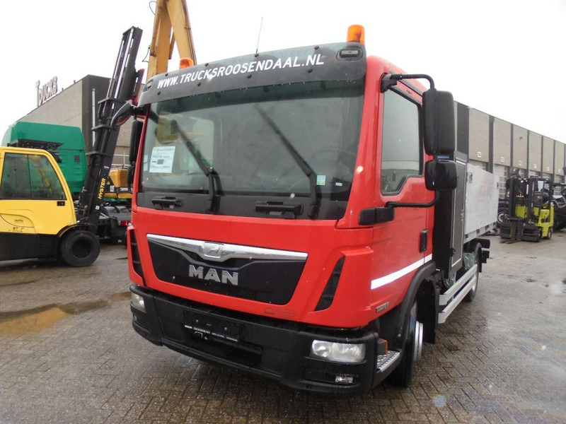MAN TGL 8.150 + Euro 6 + Hooksystem + box + blad-blad - Ciężarówka hakowiec: zdjęcie 2 MAN TGL 8.150 + Euro 6 + Hooksystem + box + blad-blad - Ciężarówka hakowiec: zdjęcie 2
