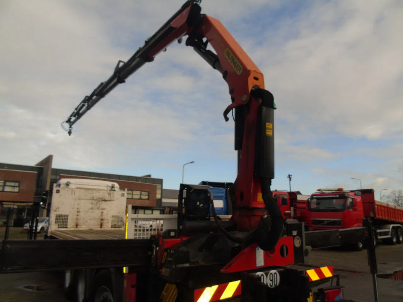 MAN TGS 35.460 + 8X4 TRIDEM + PALFINGER 23001EH + EURO 6 + REMOTE - Samochod ciężarowy z HDS: zdjęcie 4 MAN TGS 35.460 + 8X4 TRIDEM + PALFINGER 23001EH + EURO 6 + REMOTE - Samochod ciężarowy z HDS: zdjęcie 4