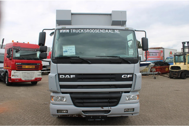 DAF CF 65.250 +MANUEEL+ LIFT + 18T + BE apk 11-24 - Samochód ciężarowy: zdjęcie 2 DAF CF 65.250 +MANUEEL+ LIFT + 18T + BE apk 11-24 - Samochód ciężarowy: zdjęcie 2