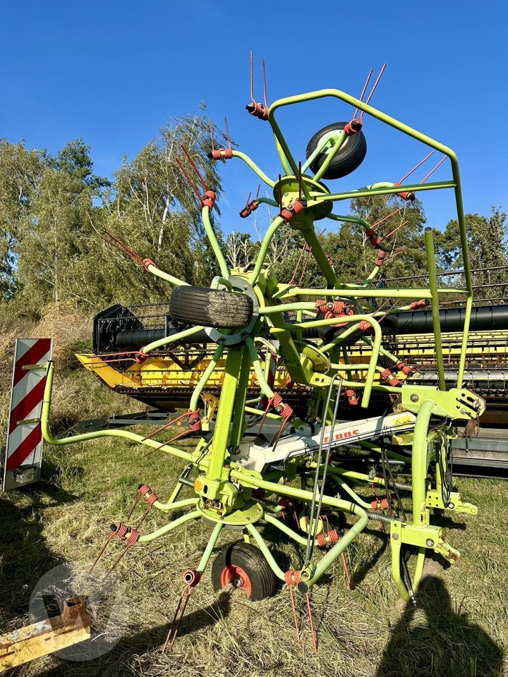 CLAAS Volto 770 - Przetrząsacz: zdjęcie 1 CLAAS Volto 770 - Przetrząsacz: zdjęcie 1