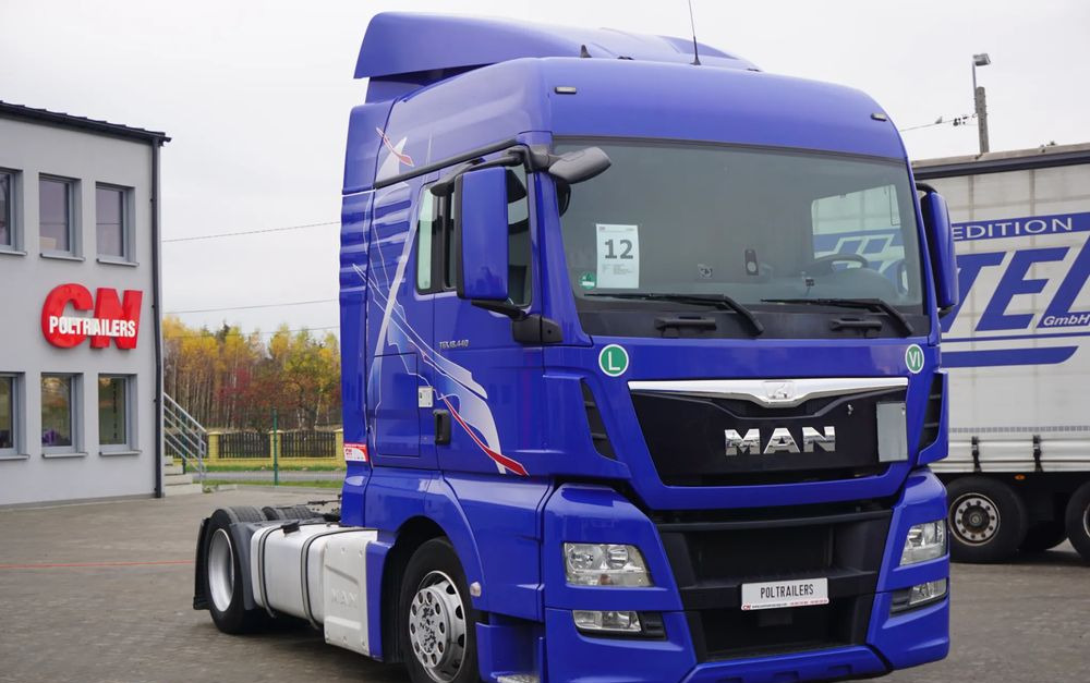 MAN 2 szt. Low-Deck i Standard TGX 18.440 - Ciągnik siodłowy: zdjęcie 2 MAN 2 szt. Low-Deck i Standard TGX 18.440 - Ciągnik siodłowy: zdjęcie 2
