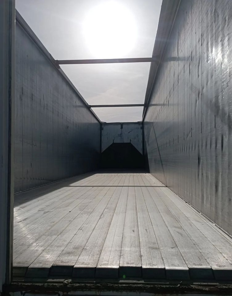 Reisch 3x Ruchoma podłoga 2 - 2022 , 1-2023 - Naczepa z ruchomą podłogą: zdjęcie 5 Reisch 3x Ruchoma podłoga 2 - 2022 , 1-2023 - Naczepa z ruchomą podłogą: zdjęcie 5