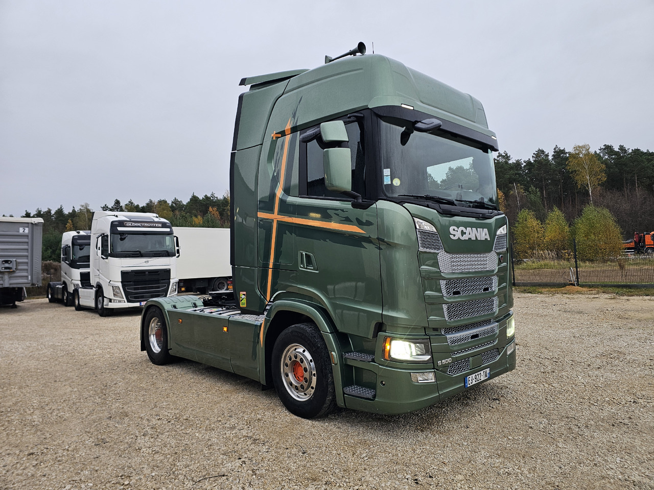 SCANIA S500 / RETARDER / NAVI / FULL SPOILER / FULL AIR - Ciągnik siodłowy: zdjęcie 4 SCANIA S500 / RETARDER / NAVI / FULL SPOILER / FULL AIR - Ciągnik siodłowy: zdjęcie 4
