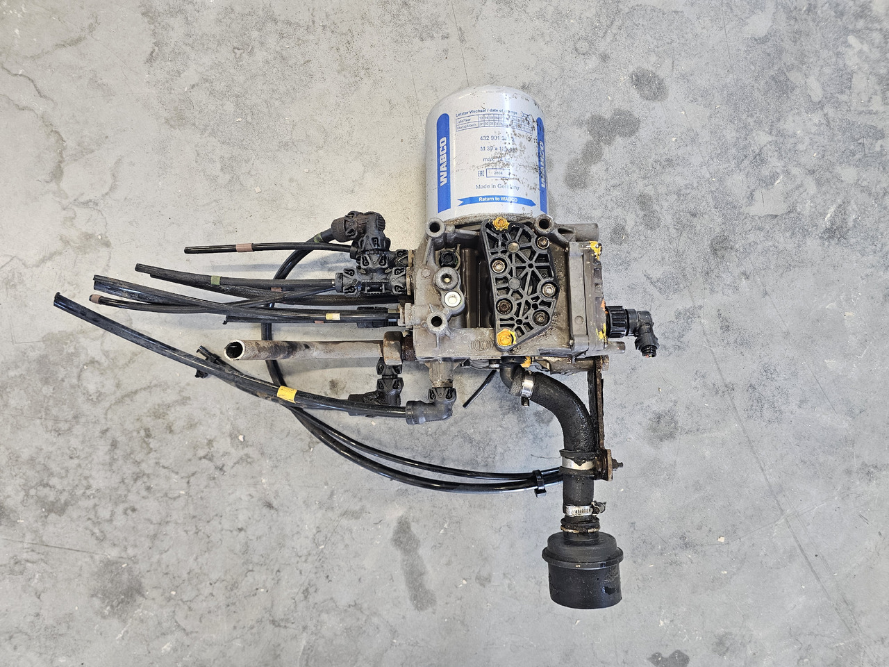 RENAULT AIR DRYIER APM / K087802 / EL1100 - Zawór hamulcowy: zdjęcie 3 RENAULT AIR DRYIER APM / K087802 / EL1100 - Zawór hamulcowy: zdjęcie 3