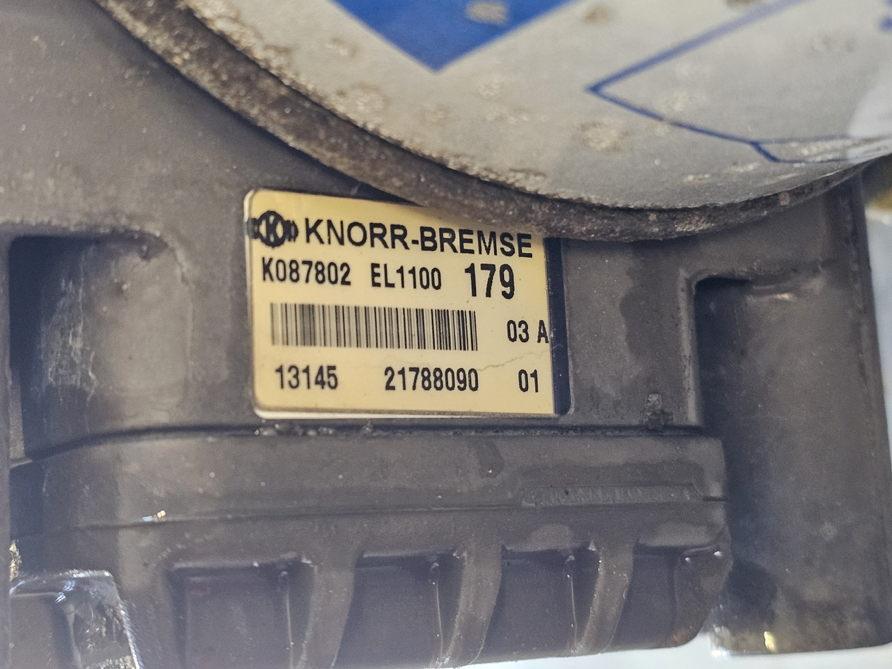 RENAULT AIR DRYIER APM / K087802 / EL1100 - Zawór hamulcowy: zdjęcie 5 RENAULT AIR DRYIER APM / K087802 / EL1100 - Zawór hamulcowy: zdjęcie 5
