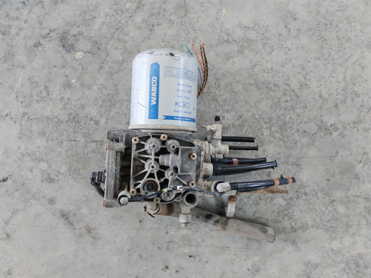 RENAULT PREMIUM MAGNUM DXI / AIR DRYIER / EL1100 - Zawór hamulcowy: zdjęcie 1 RENAULT PREMIUM MAGNUM DXI / AIR DRYIER / EL1100 - Zawór hamulcowy: zdjęcie 1