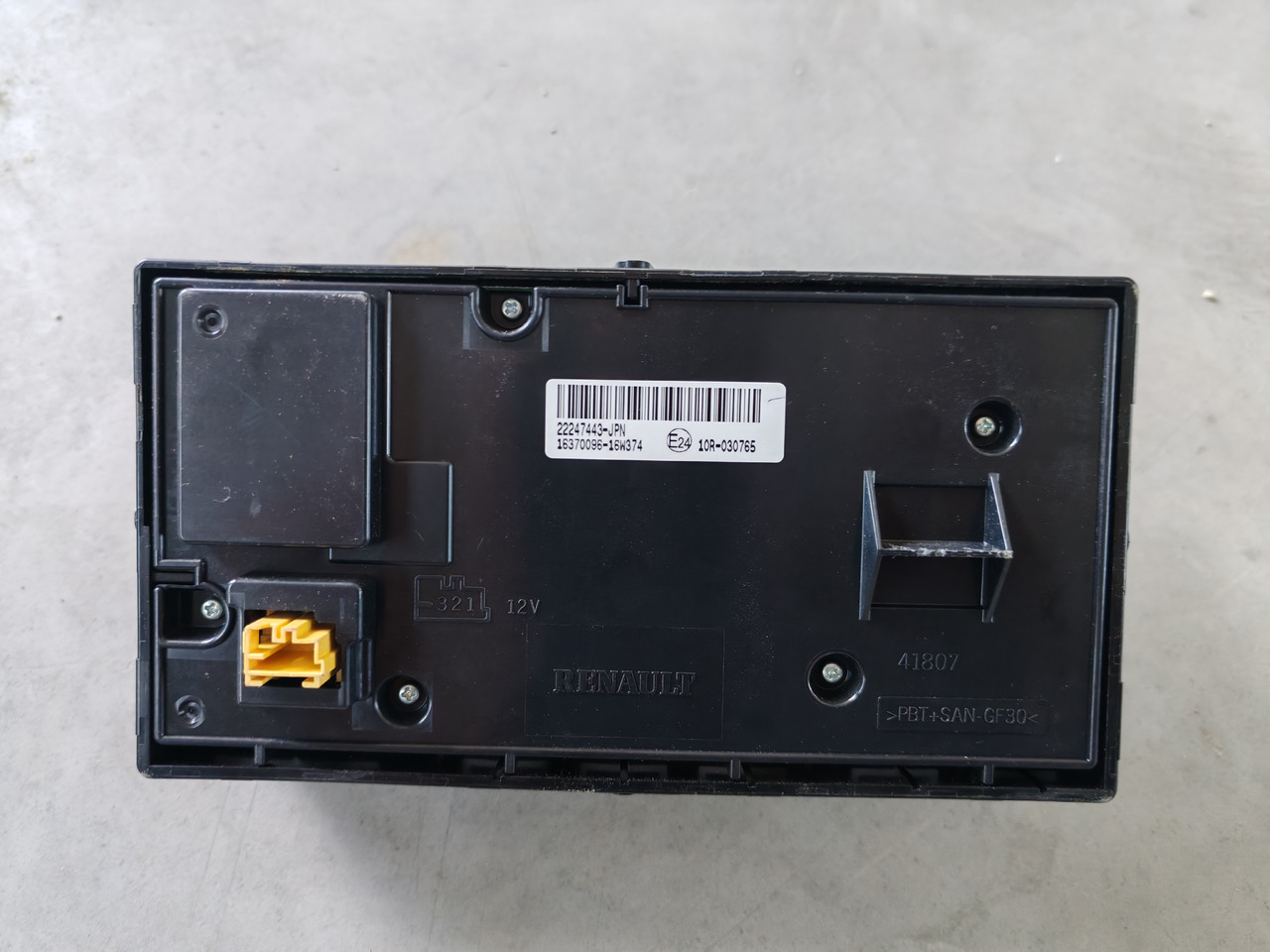 RENAULT RANGE T / AC CONTROL PANEL / 22247443 - Część klimatyzacji: zdjęcie 2 RENAULT RANGE T / AC CONTROL PANEL / 22247443 - Część klimatyzacji: zdjęcie 2