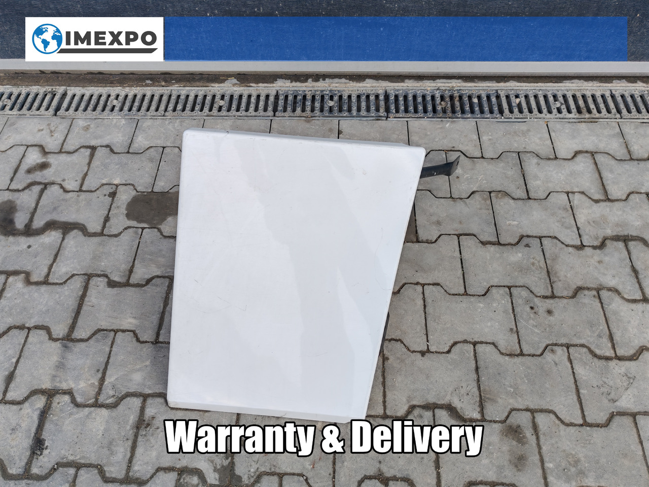 RENAULT RANGE T EURO 6 / HIGH CAB / RIGHT SPOILER EXTENDER - Aerodynamika/ Spojler: zdjęcie 1 RENAULT RANGE T EURO 6 / HIGH CAB / RIGHT SPOILER EXTENDER - Aerodynamika/ Spojler: zdjęcie 1