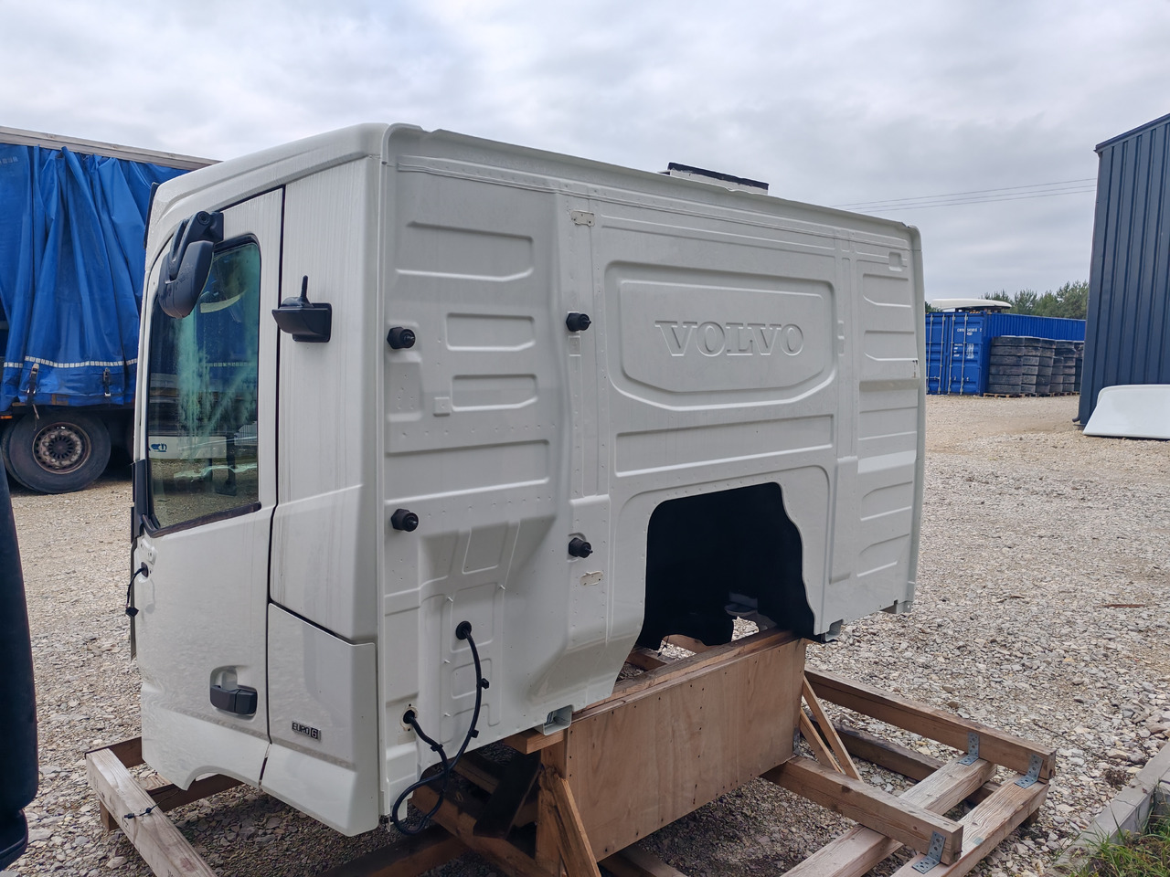 Nowy Kabina VOLVO FM5 FMX LOW DAY CAB CABINE / COLOR: 91107 / BRAND NEW: zdjęcie 6 Nowy Kabina VOLVO FM5 FMX LOW DAY CAB CABINE / COLOR: 91107 / BRAND NEW: zdjęcie 6