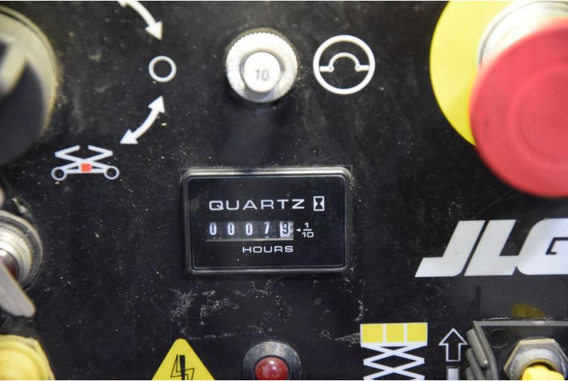 Podnośnik nożycowy JLG M3369: zdjęcie 5