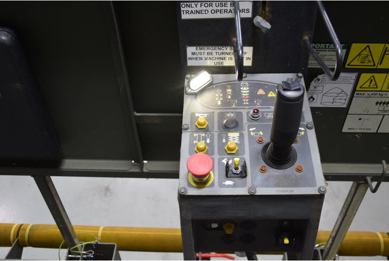 Podnośnik nożycowy JLG M3369: zdjęcie 6