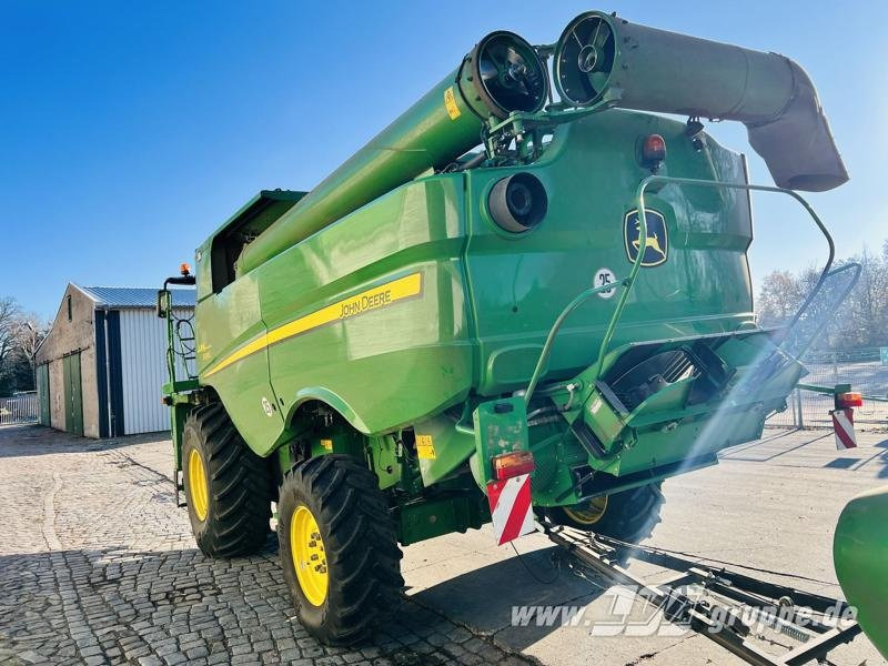 John Deere S690 - Kombajn zbożowy: zdjęcie 4 John Deere S690 - Kombajn zbożowy: zdjęcie 4