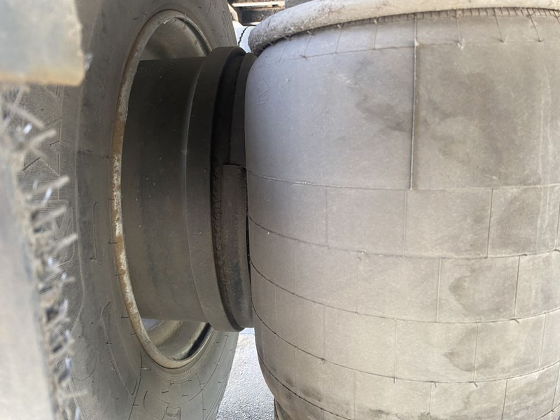 Kaiser KAISER | PALFINGER PK1550 | - Naczepa platforma/ Burtowa: zdjęcie 3 Kaiser KAISER | PALFINGER PK1550 | - Naczepa platforma/ Burtowa: zdjęcie 3