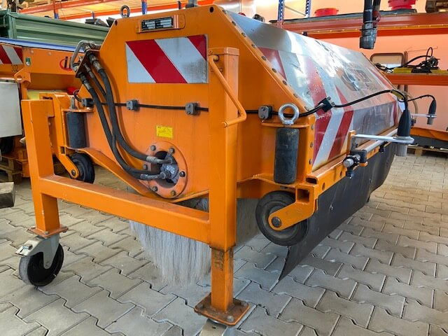 Unimog Tunnelwaschbürste Dücker TWA18/1 - Szczotka: zdjęcie 3 Unimog Tunnelwaschbürste Dücker TWA18/1 - Szczotka: zdjęcie 3