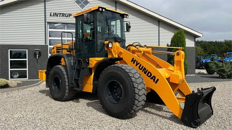 Ładowarka kołowa Hyundai 757-9A XTD med lang-arm. En-ejeres maskine med Loc: zdjęcie 15 Ładowarka kołowa Hyundai 757-9A XTD med lang-arm. En-ejeres maskine med Loc: zdjęcie 15