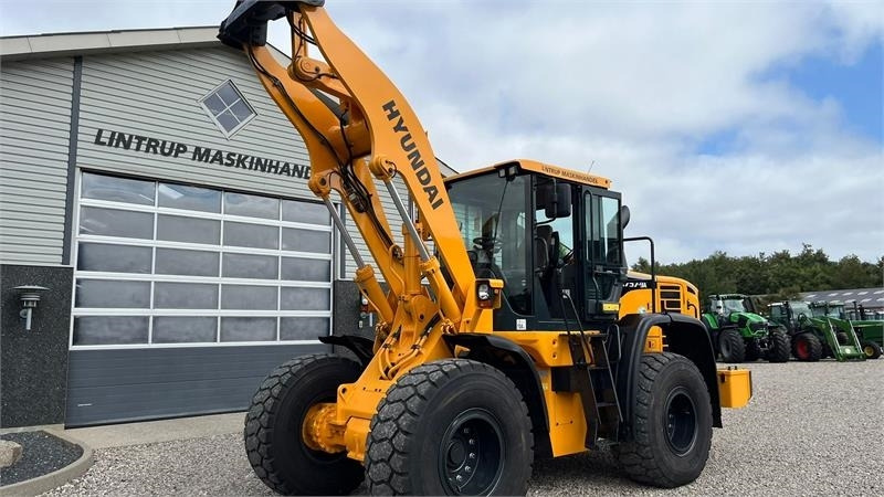 Ładowarka kołowa Hyundai 757-9A XTD med lang-arm. En-ejeres maskine med Loc: zdjęcie 13 Ładowarka kołowa Hyundai 757-9A XTD med lang-arm. En-ejeres maskine med Loc: zdjęcie 13