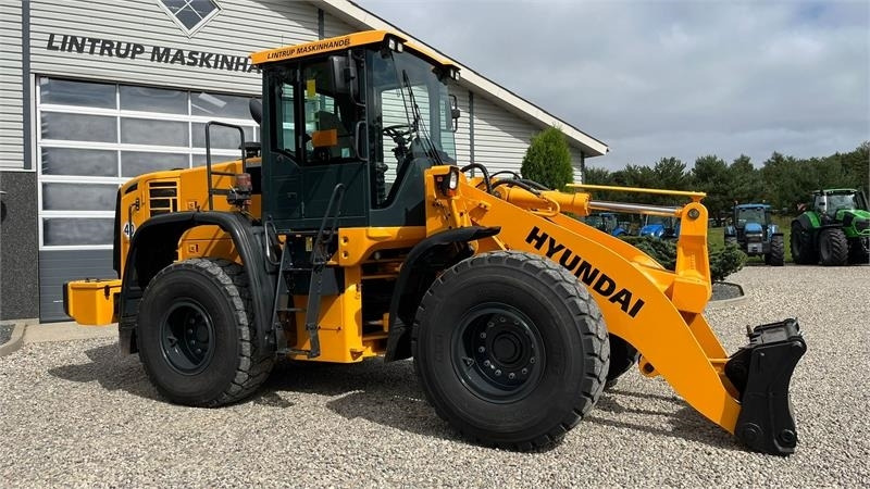 Ładowarka kołowa Hyundai 757-9A XTD med lang-arm. En-ejeres maskine med Loc: zdjęcie 16 Ładowarka kołowa Hyundai 757-9A XTD med lang-arm. En-ejeres maskine med Loc: zdjęcie 16