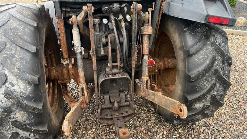 Valmet 455 Med en slags frontlift - Ciągnik rolniczy: zdjęcie 4 Valmet 455 Med en slags frontlift - Ciągnik rolniczy: zdjęcie 4