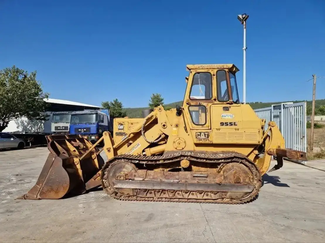 Caterpillar CAT 955L With Ripper - Ładowarka gąsienicowa: zdjęcie 3 Caterpillar CAT 955L With Ripper - Ładowarka gąsienicowa: zdjęcie 3